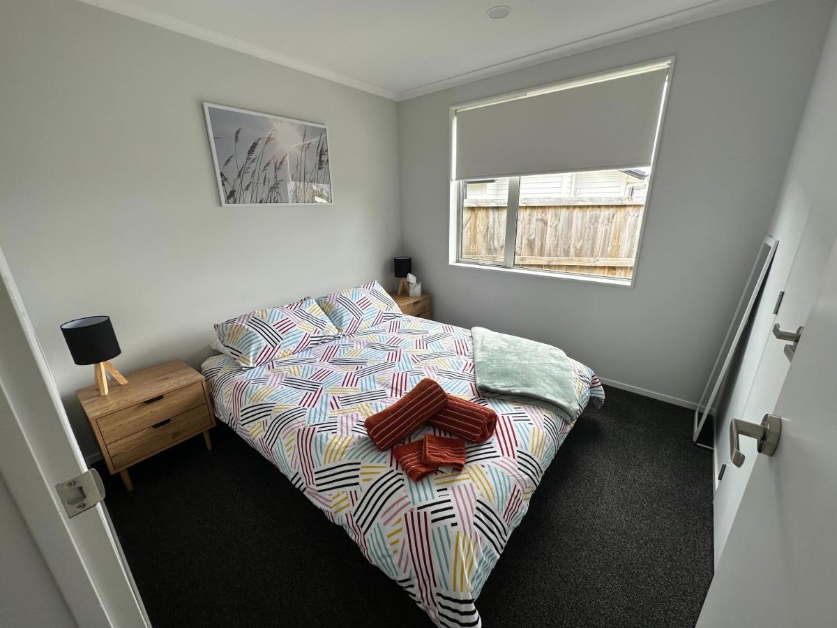 Cosy Self Contained 2 Bedroom Townhouse Хамилтън Екстериор снимка
